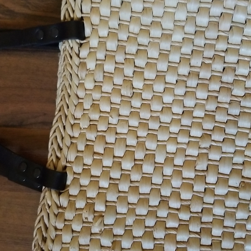 Gap & Sonoma Bundle of Beachy Tote Bags - Picture 11 of 16